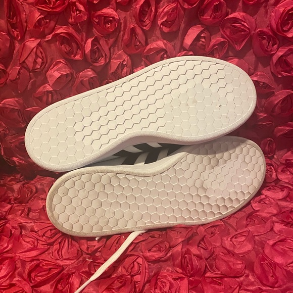 MEN'S ADIDAS GRAND COURT SNEAKERS - Picture 8 of 10